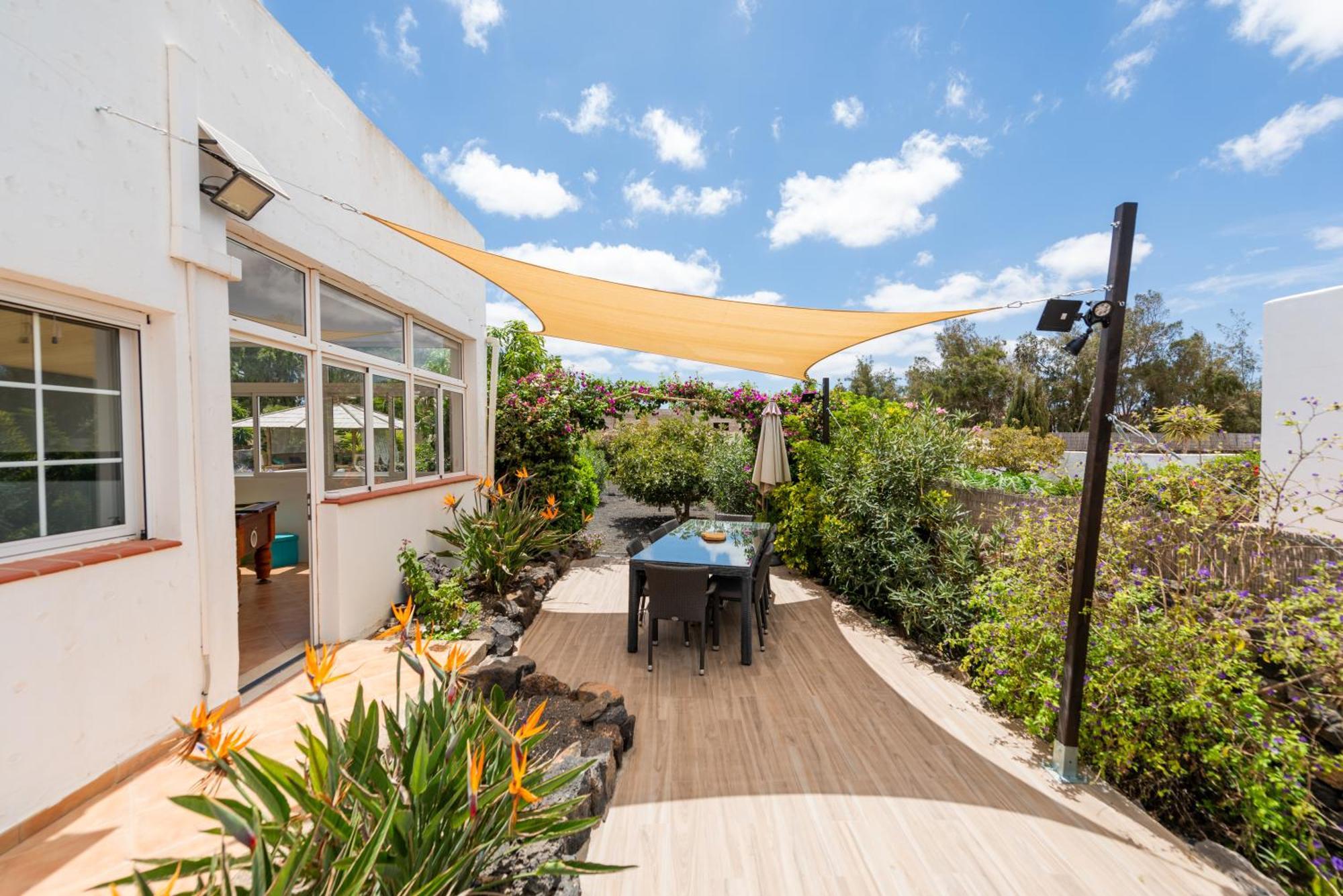 Casa Yukka Villa With Heated Pool Lajares Exterior photo